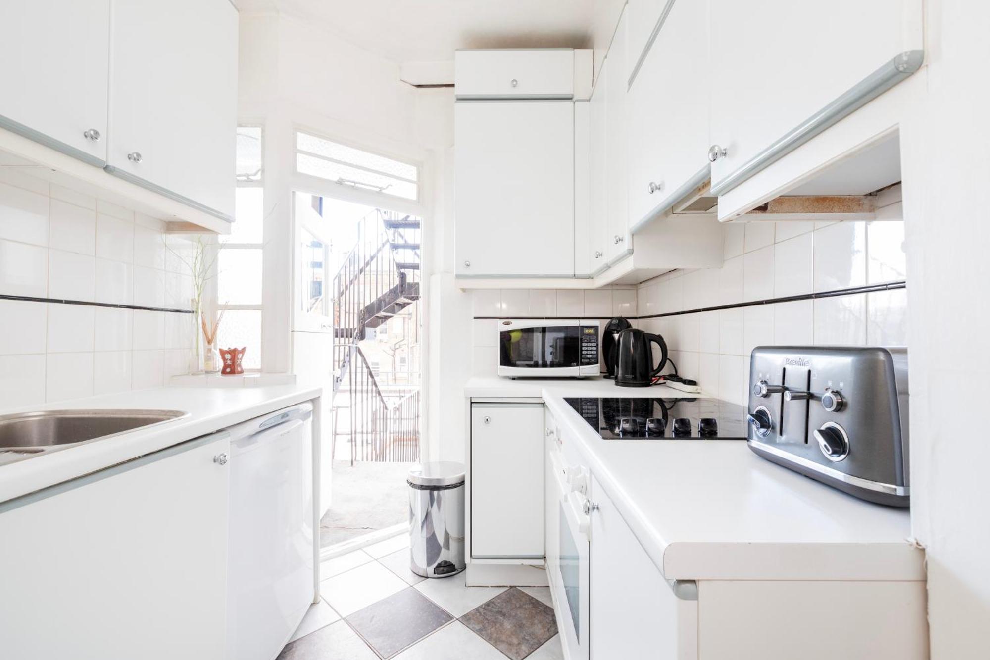Executive Knightsbridge Apartment Londen Buitenkant foto