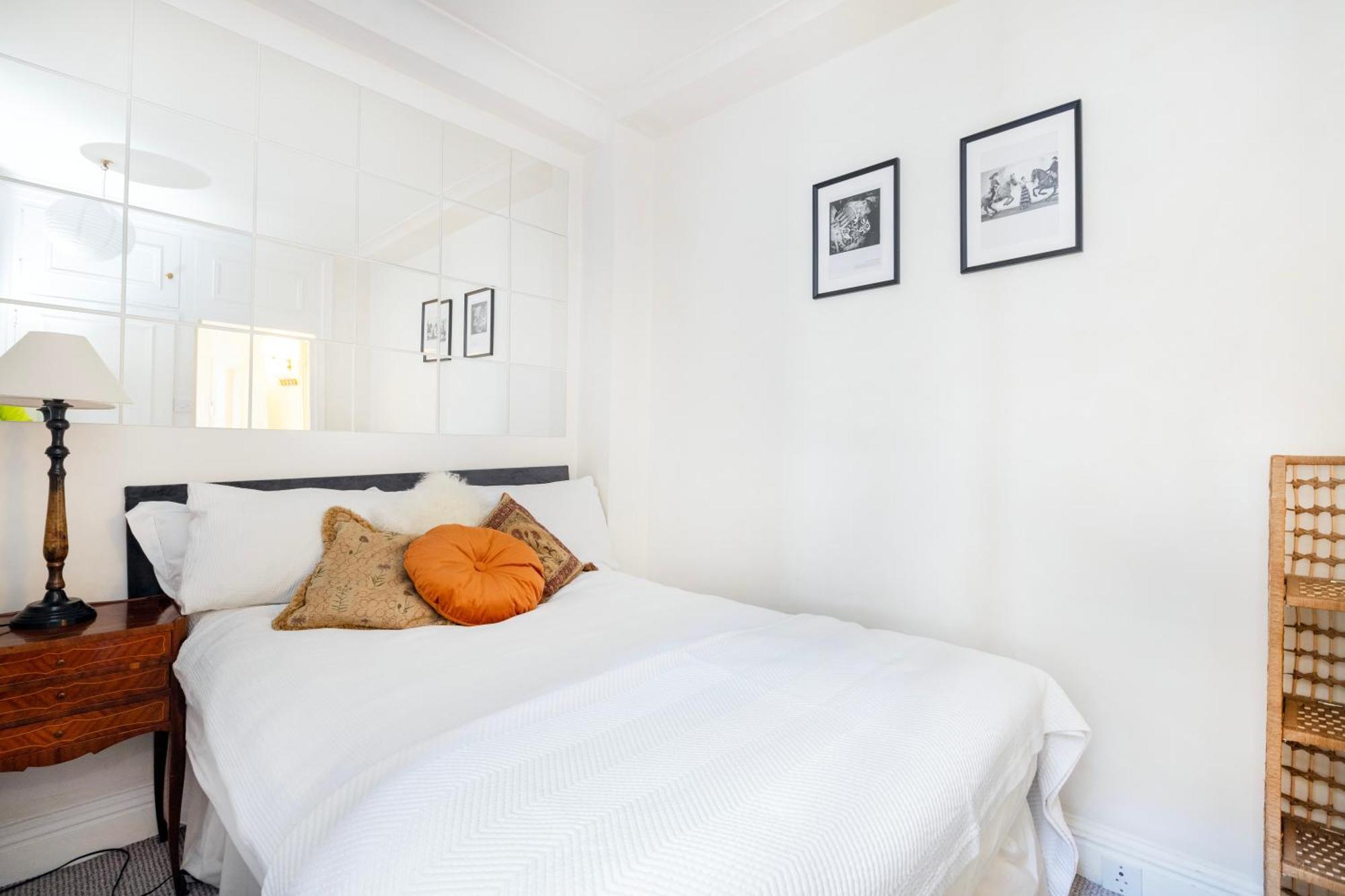 Executive Knightsbridge Apartment Londen Buitenkant foto